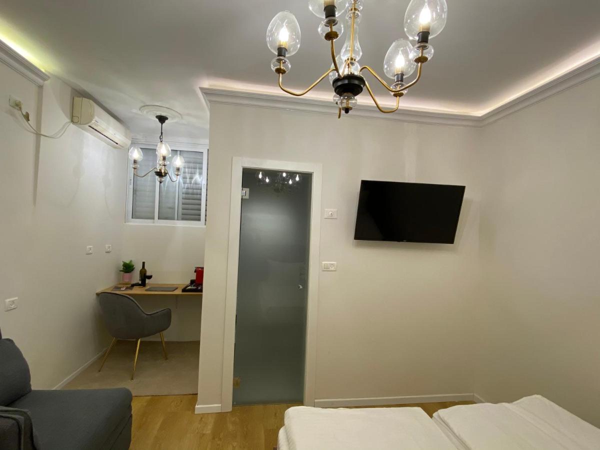 Rothschild Room Petach Tikva Eksteriør billede